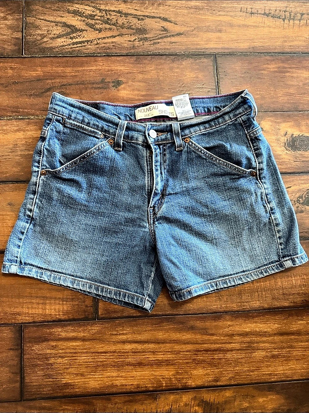 Levi's Nouveau 515 Denim Jean Shorts Size 8